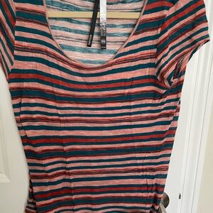 Kensie light weight cute t shirt